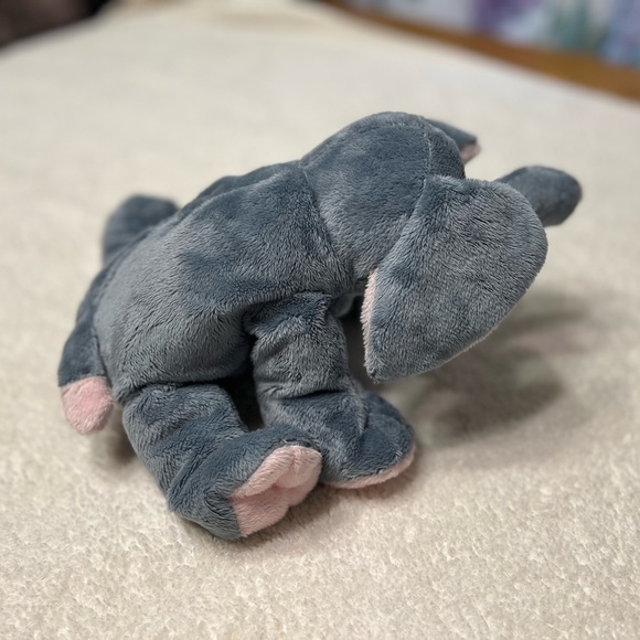TY Pluffies - 2010 Winks the Grey Elephant - Picture 5 of 10